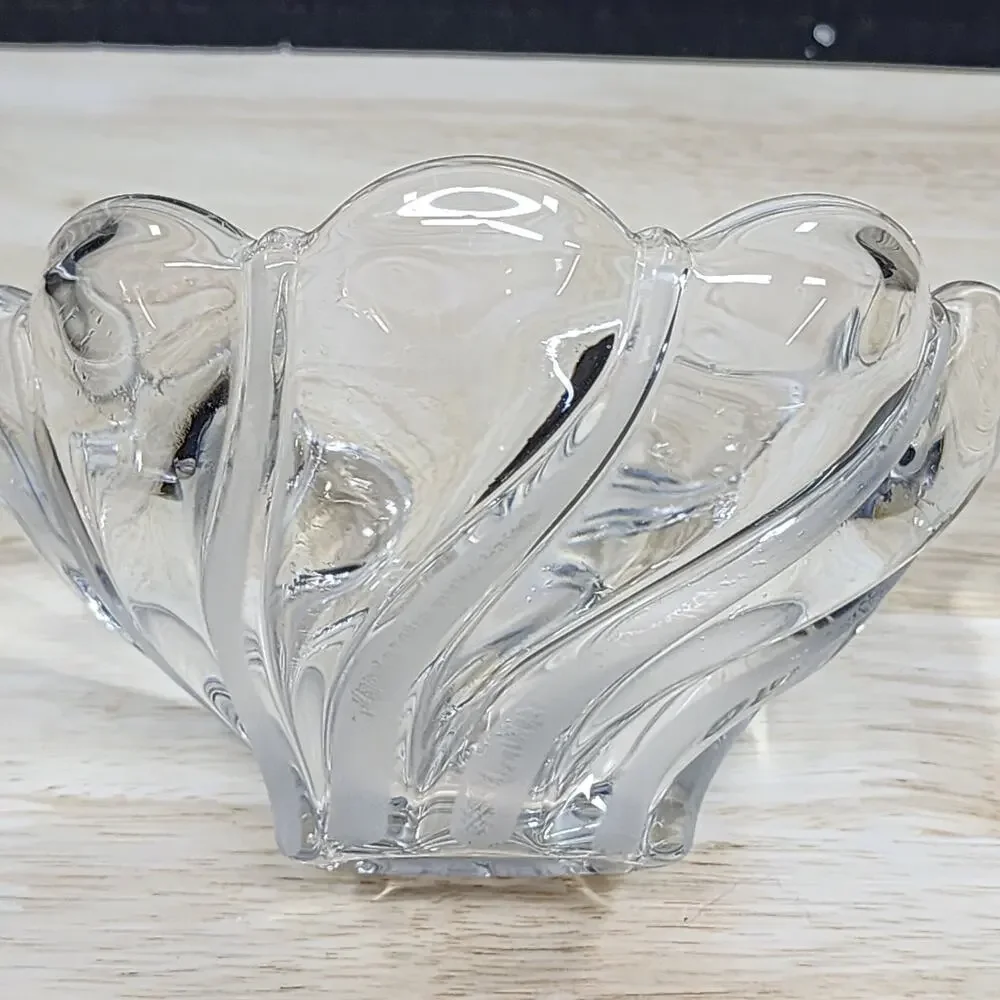 Clear Frosted Swirl Art Glass Decorative Bowl 6